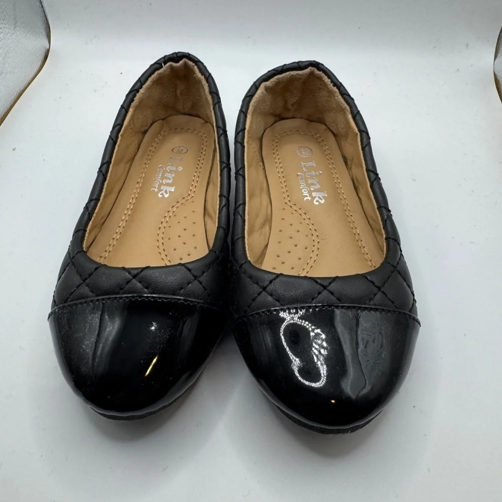 Link Toddler Girls Size 9 Black Flats Shoes with Patent Toe and Quilted Pattern